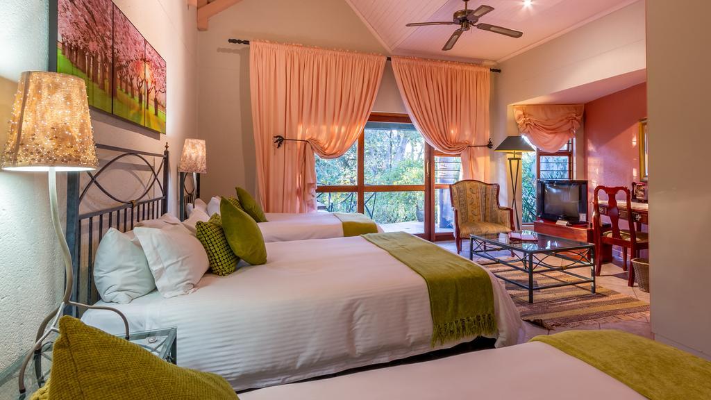 Joern'S Gaestehaus Mbombela Oda fotoğraf
