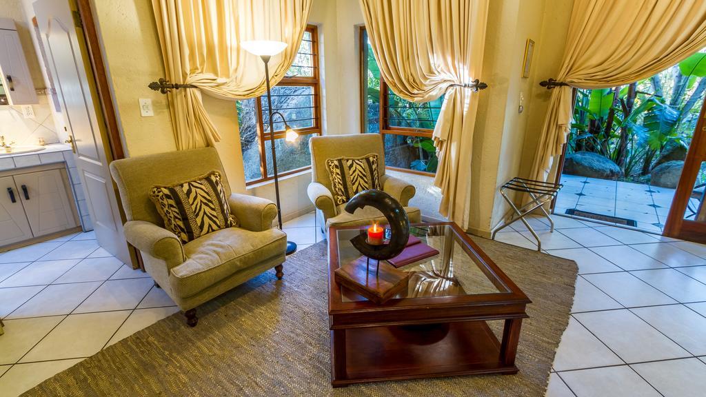 Joern'S Gaestehaus Mbombela Dış mekan fotoğraf
