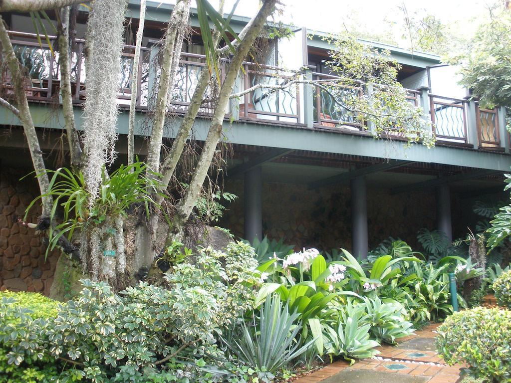 Joern'S Gaestehaus Mbombela Oda fotoğraf